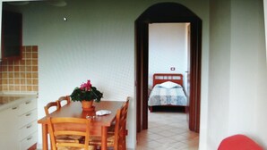 Apartment, 2 Schlafzimmer, Raucher | Speisen