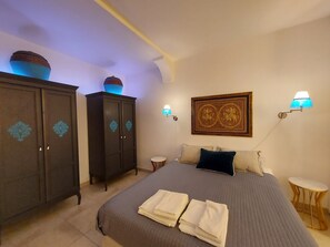 1 bedroom, desk, iron/ironing board, bed sheets