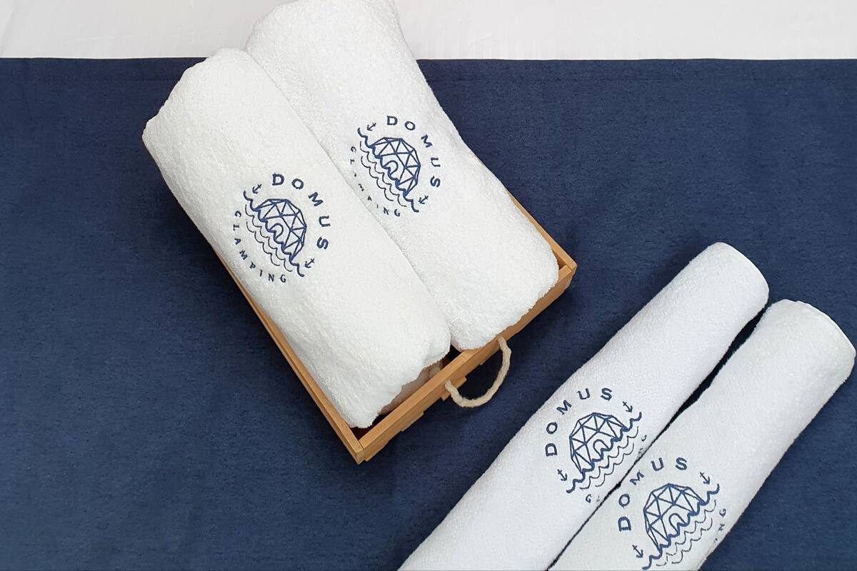 Egyptian cotton sheets, premium bedding, down comforters, pillowtop beds