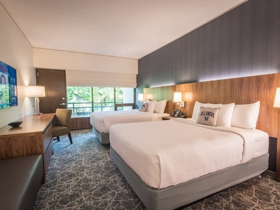 In-room safe, individually decorated, individually furnished, desk