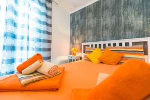 Apartment (Three Bedroom Apartment with Sea View)