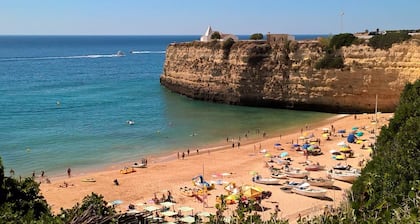 Modern Apartment - 1 bedroom - 4 guests - 5 minutes to beach