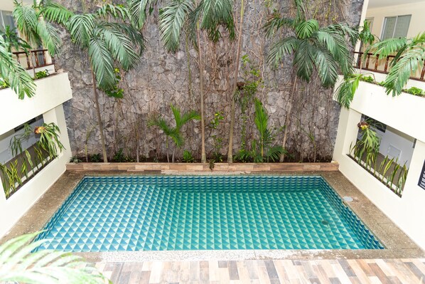 羽绒被、特色装修、特色家居、熨斗/熨板