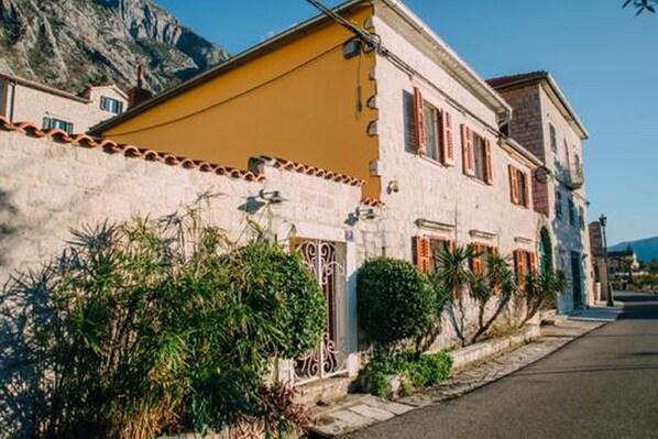Exterior - Casa Pasinovic (Kotor)