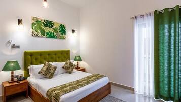 Soundproofing, free WiFi