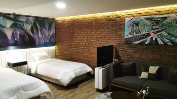 Quarto duplo superior | Roupas de cama premium, quartos à prova de som, Wi-Fi de cortesia