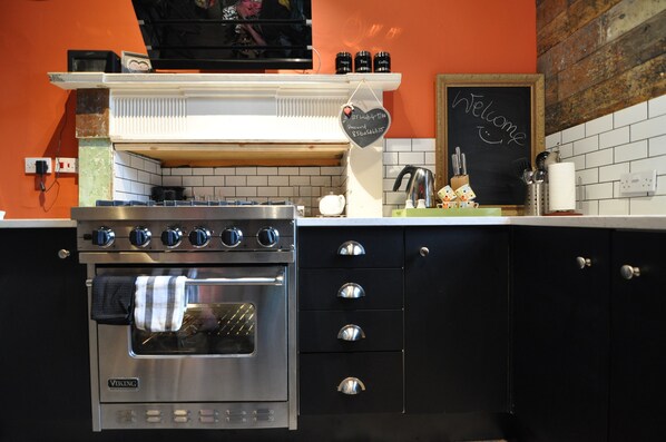 Microwave, oven, dishwasher