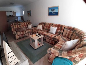 TV - Maljevic Apartments No. 3 (Bar)