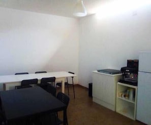 Interior - Escuela de Surf y Hostel Baldaio (Carballo)