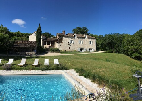 Encantadora residencia quercy con piscina 4X10