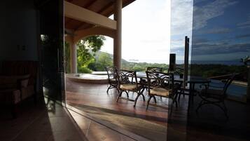 Chi tiết nội thất