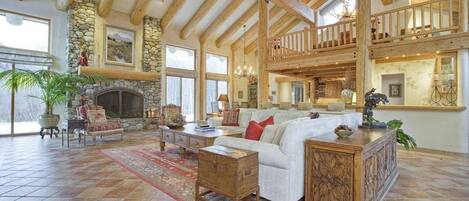 Televisión, chimenea, oficina