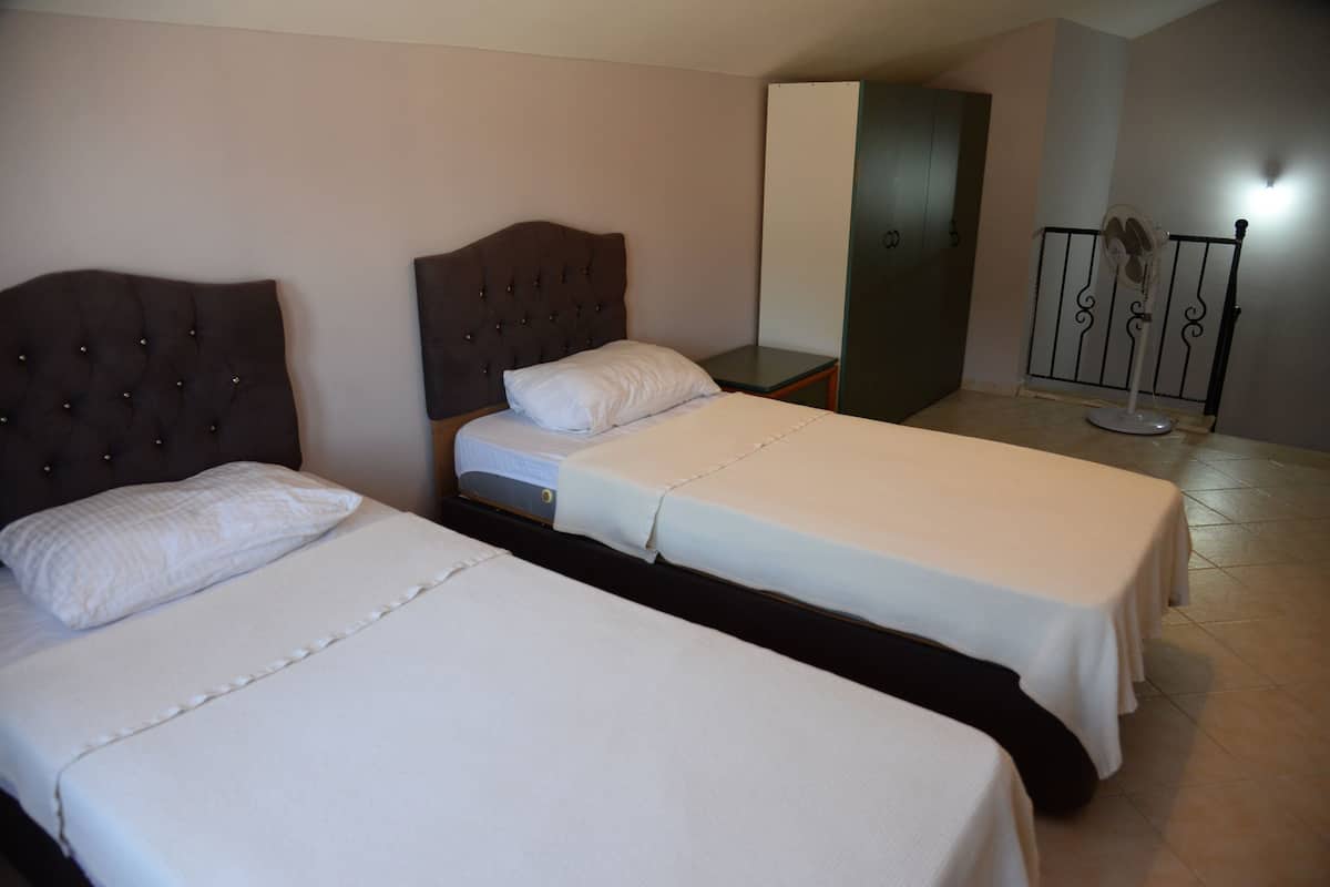 家庭公寓 | 3 間睡房、獨特設計、書桌、手提電腦工作空間