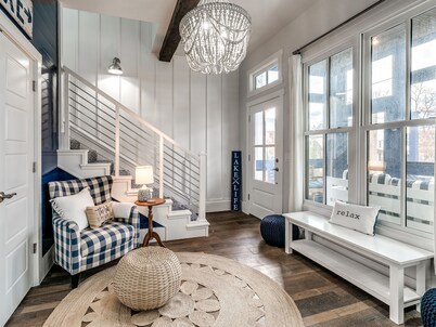 Carlton Landing! Gorgeous Home on Redbud Park