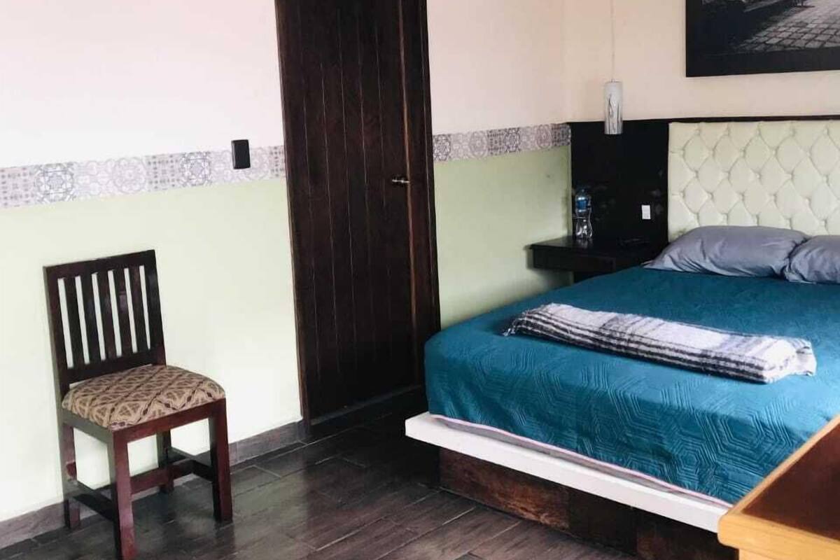 Traditional Room | Free WiFi