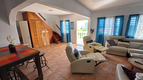 Aloha Penthouse apartment in the heart of the Maho entertainment area.