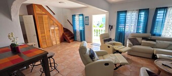 Aloha Penthouse apartment in the heart of the Maho entertainment area.