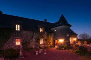 Exterior - The Manor of Coutable (Campbon)