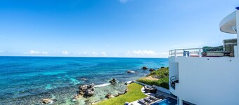 3 BR Ocean Front Home w/ Pool
