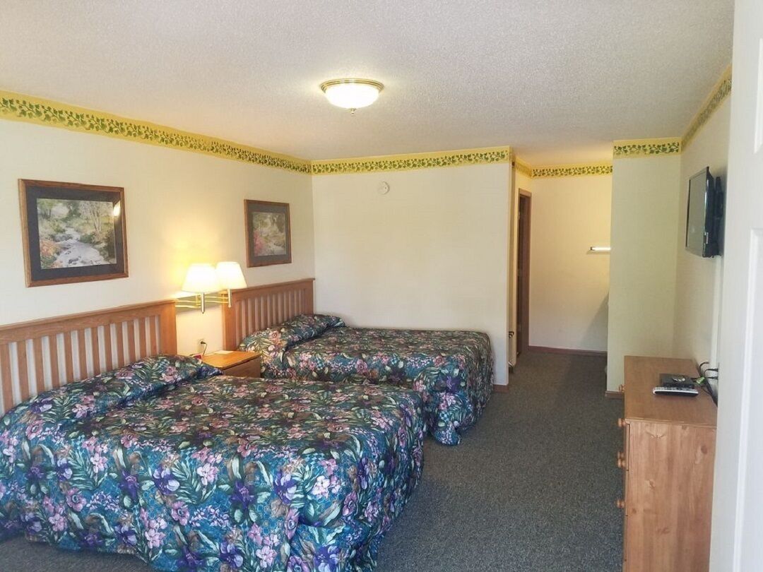 Birchwood Motel in Birchwood, WI! Standard room