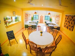 每日付費供應歐陸早餐