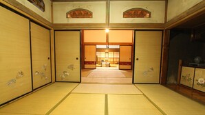 公寓 | 3 間臥室、書桌、遮光布/窗簾、熨斗/熨衣板