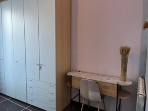 Condo, 2 habitaciones, vista a la ciudad | Interior