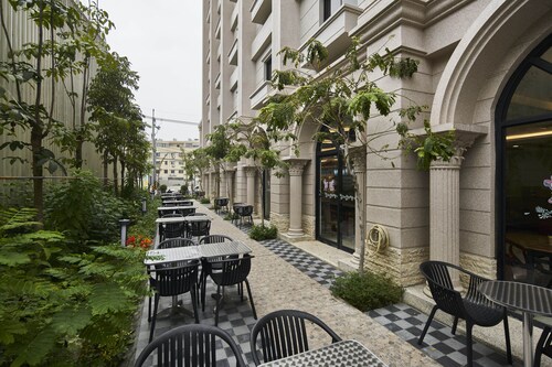 Menippe Hotel
