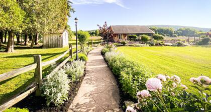 BUTLER HOUSE at The Cherry Creek Inn
