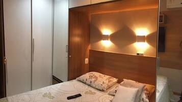 2 多间卧室、办公桌、熨斗/熨衣板、免费 WiFi