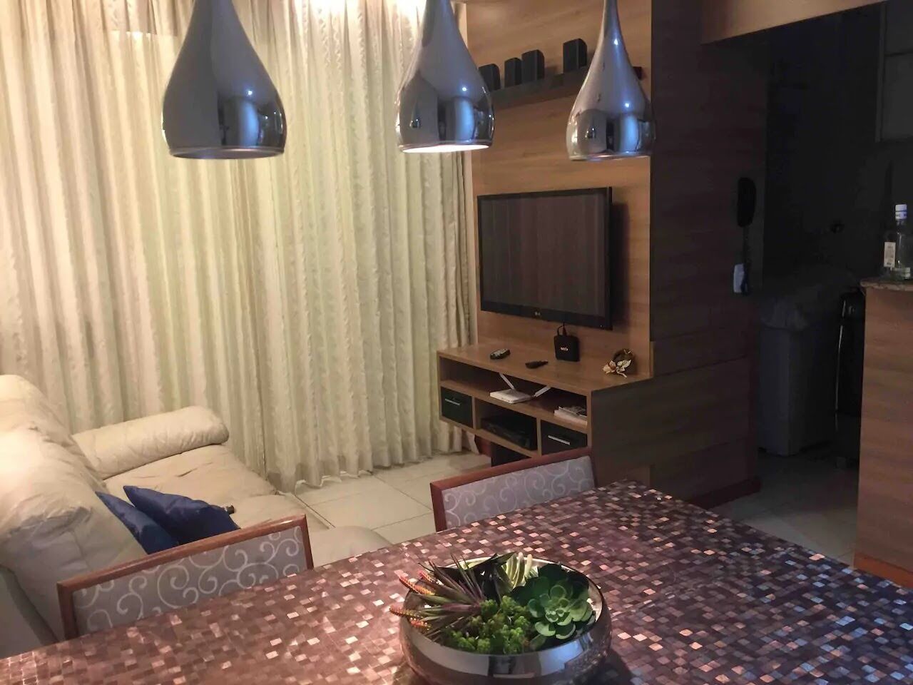 Smart-tv, Netflix, dvd-afspiller, streamingtjenester