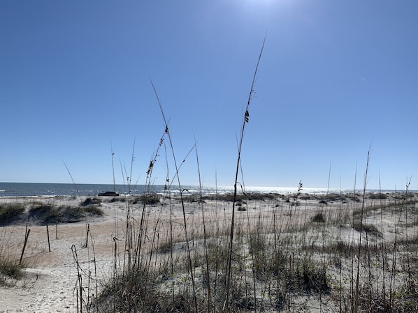 Beach nearby, sun-loungers, beach towels