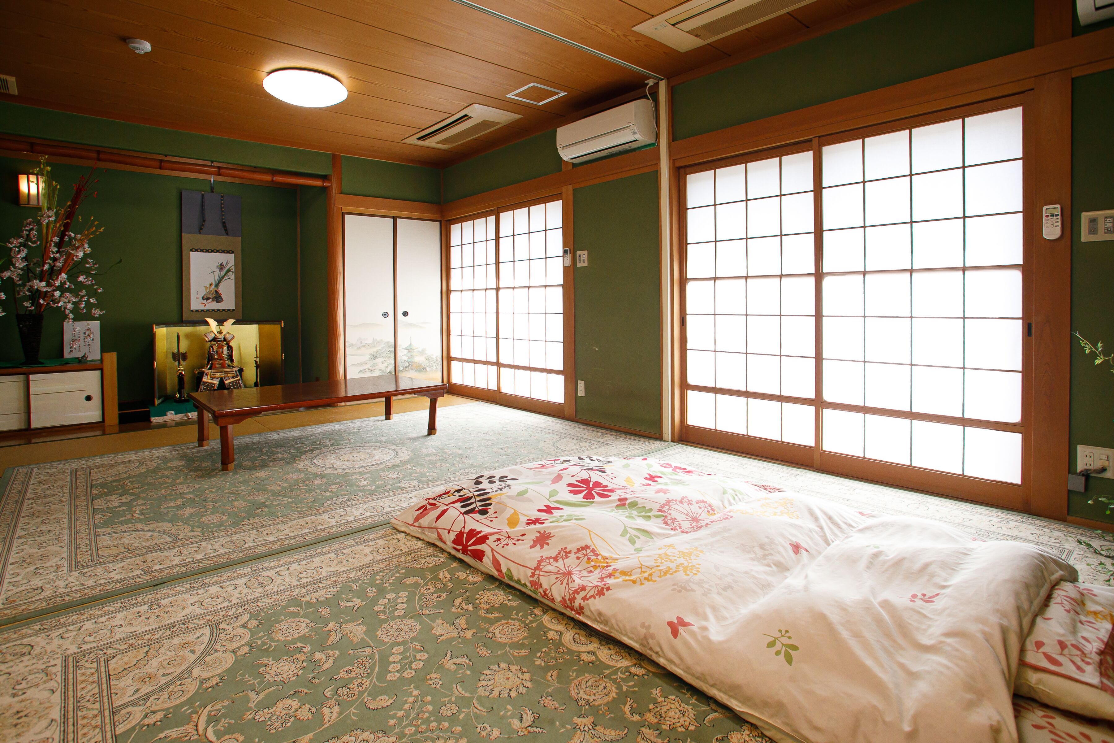 Guest House Gairojyu Tatami Room | Down duvets, individually decorated, individually furnished