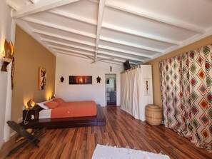 1 habitación, minibar, caja de seguridad en la habitación y escritorio
