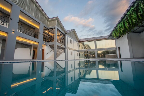 Exterior - H Boutique Hotel (Angeles City)