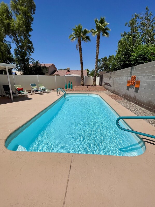 Outdoor pool, a heated pool