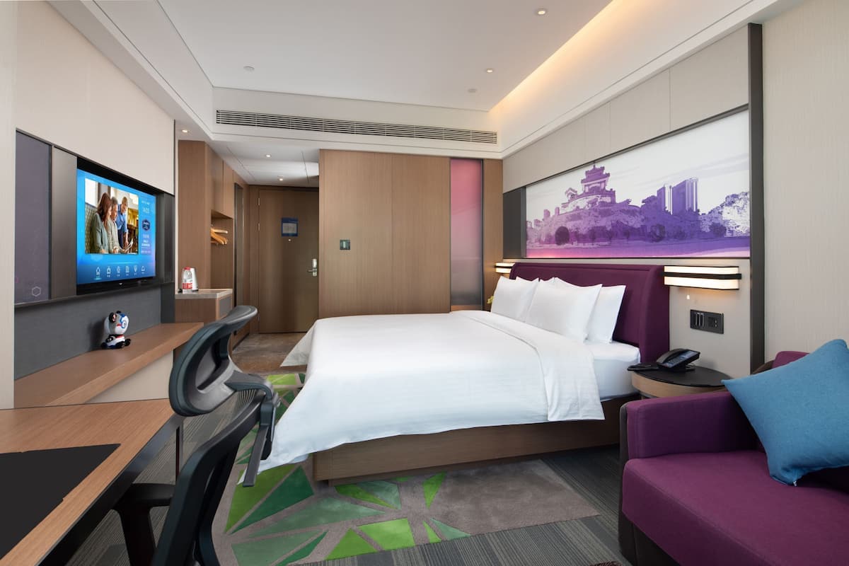 Superior Double Room | Minibar, desk, blackout drapes, free WiFi