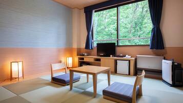 Habitación de estilo japonés, para no fumadores (7 Tatami-mats / With toilet) | Wifi gratis y ropa de cama