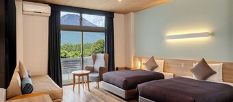 Wan Wan Paradise Premier Yamanakako