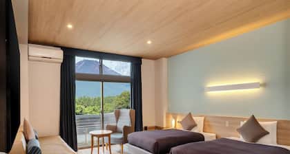 Wan Wan Paradise Premier Yamanakako