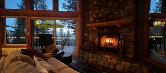 Snow! Lake Views! Stunning 5 Star Luxury Ski Retreat