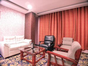 تجهيزات عازلة للصوت وواي فاي مجانًا