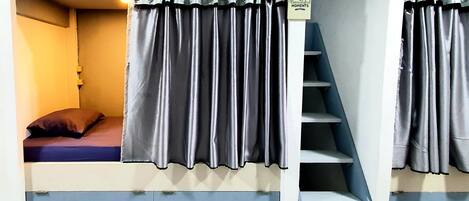 Basic Shared Dormitory, Mixed Dorm, Kitchen | Free WiFi