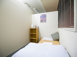 Room - 1.2.3 Guest House (Osaka)
