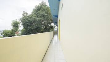 Deluxe Twin Room | 1 bedroom, free WiFi, bed sheets