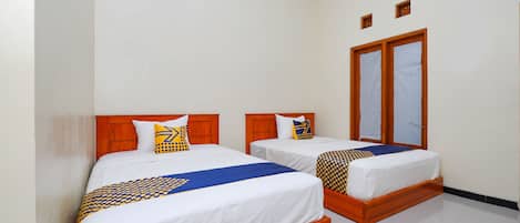 Habitación básica con 2 camas individuales | Wifi gratis