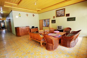 Sala de estar en el lobby