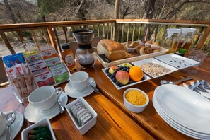 Desayuno completo incluido todos los días 