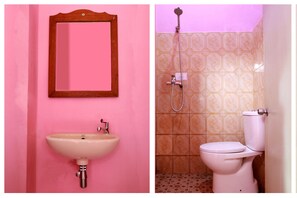 Pancuran mandi, tuala disediakan 