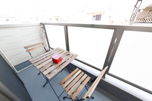 Balcony view - L-style Hanazonocho Apartment A (Osaka)